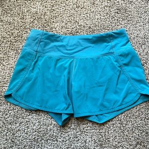 Lululemon shorts size 4